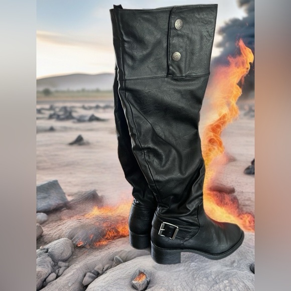 Vera Wang Over the Knee Leather Boots in Black - Style SVEMMABLACK - Size 7.5 - Picture 1 of 16